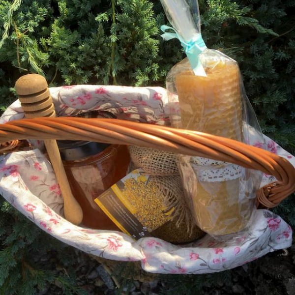 Подарочная Корзина с мёдом